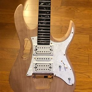 Meet your Posher, Aaron